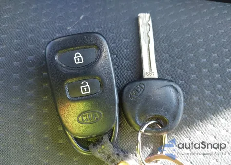 2011 Kia Sorento Lx from USA, damaged, VIN 5XYKTDA18BG030004